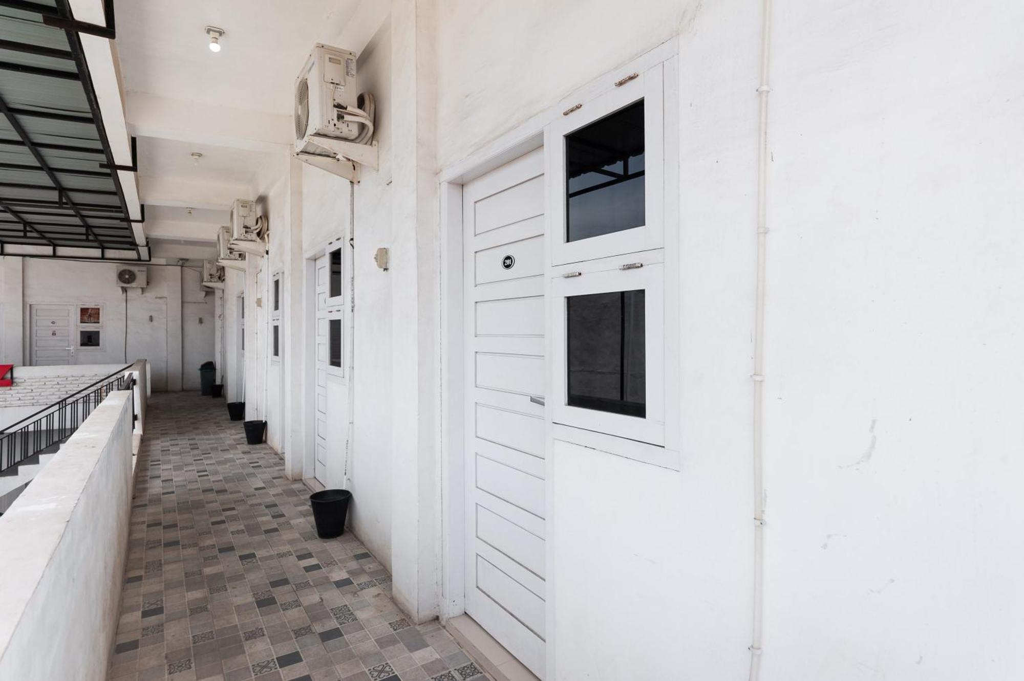 Reddoorz Syariah Near Rsud Zainoel Abidin Banda Aceh Exterior foto